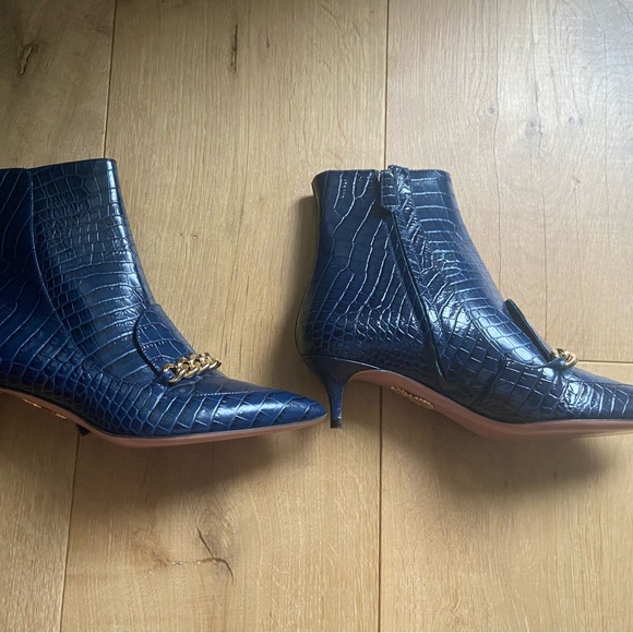 Aquazzura Editor 45mm booties in Navy, NWOT - Picture 10 of 11